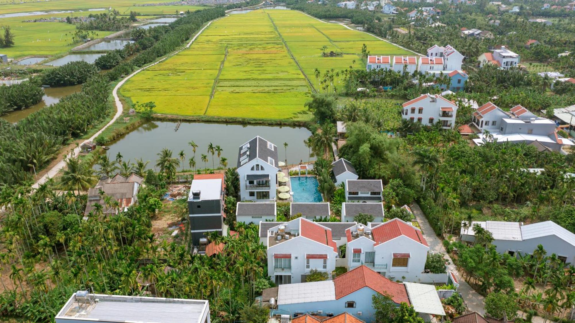 Nghe Garden सहारा 3*